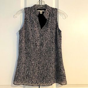 Banana Republic Sleeveless Abstract Print Top Blouse (Size 00 Petite, Black/Tan)